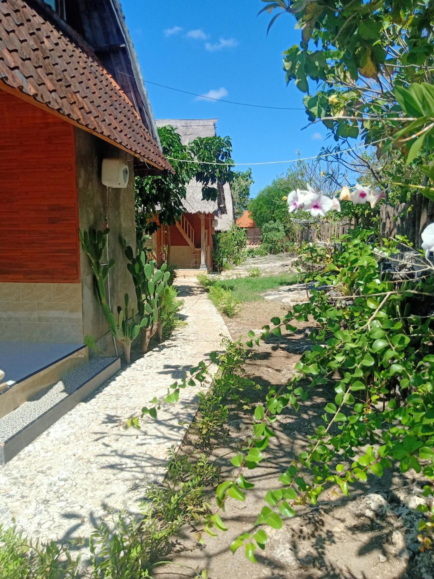 The Somayan Bungalows Batununggul Luaran gambar