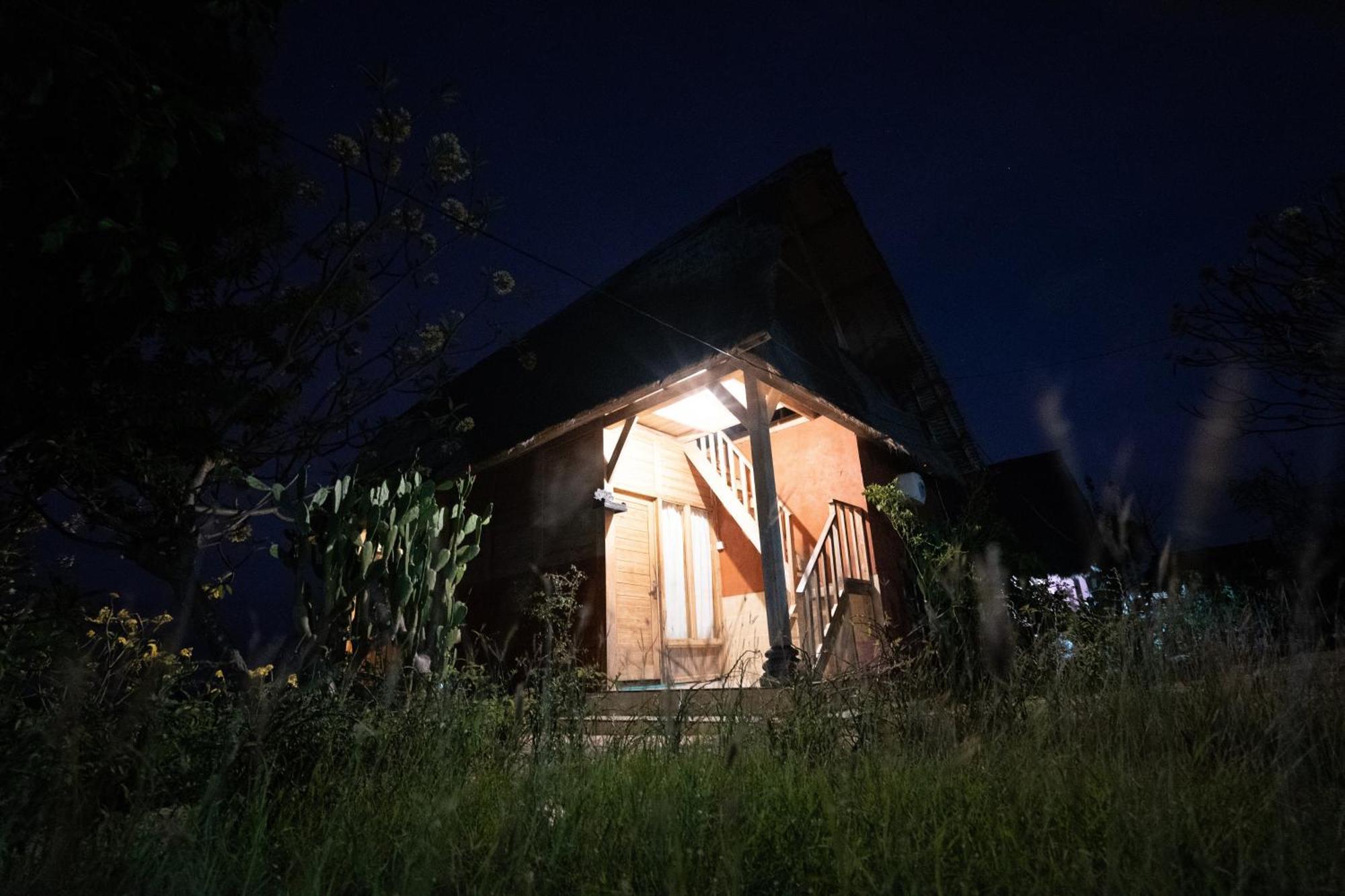 The Somayan Bungalows Batununggul Luaran gambar